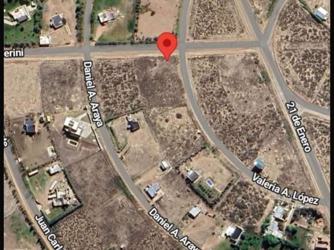 AMPLIO LOTE MAPU NEGFU